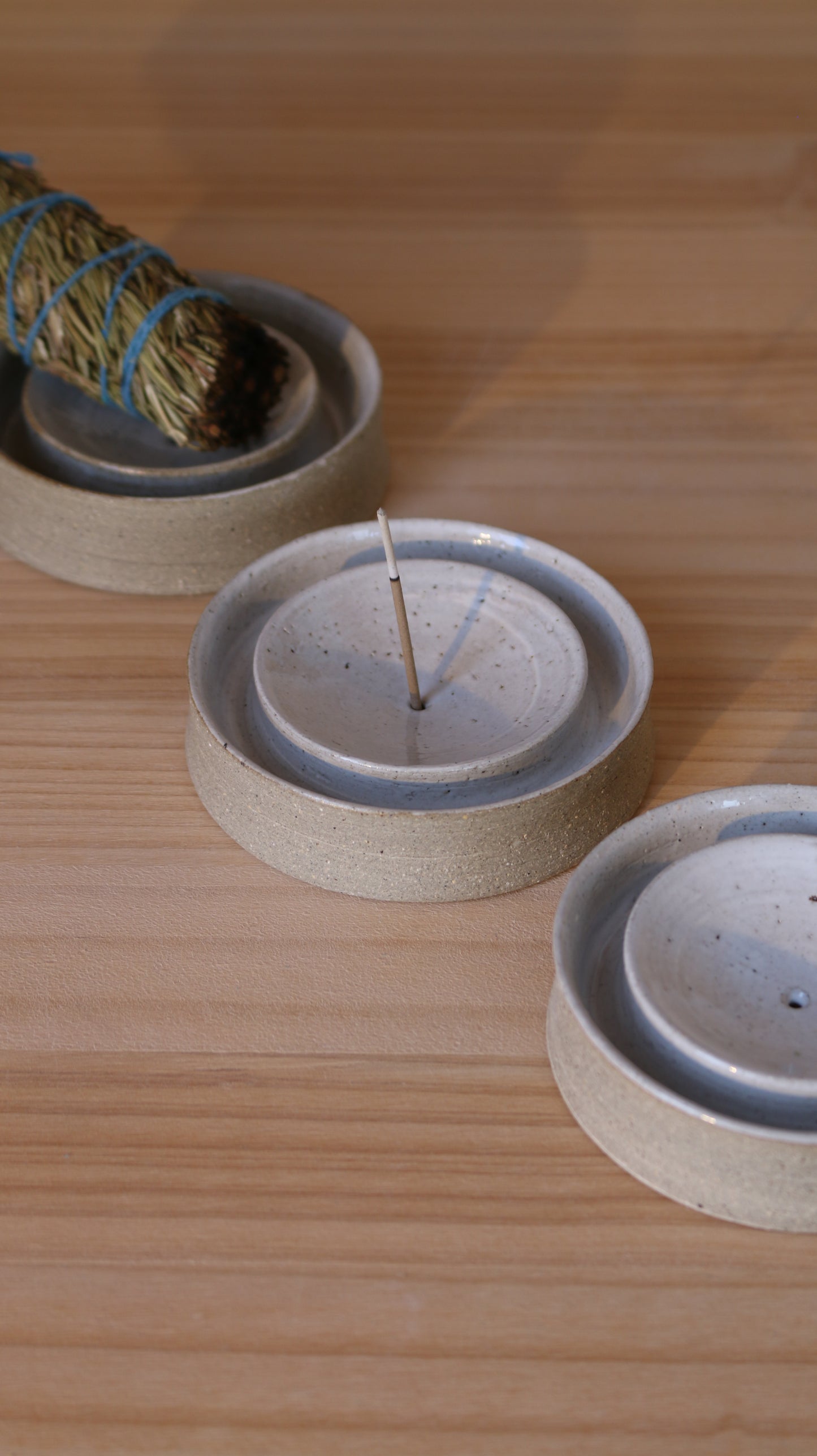 渦 INCENSE HOLDER | double circle in marble