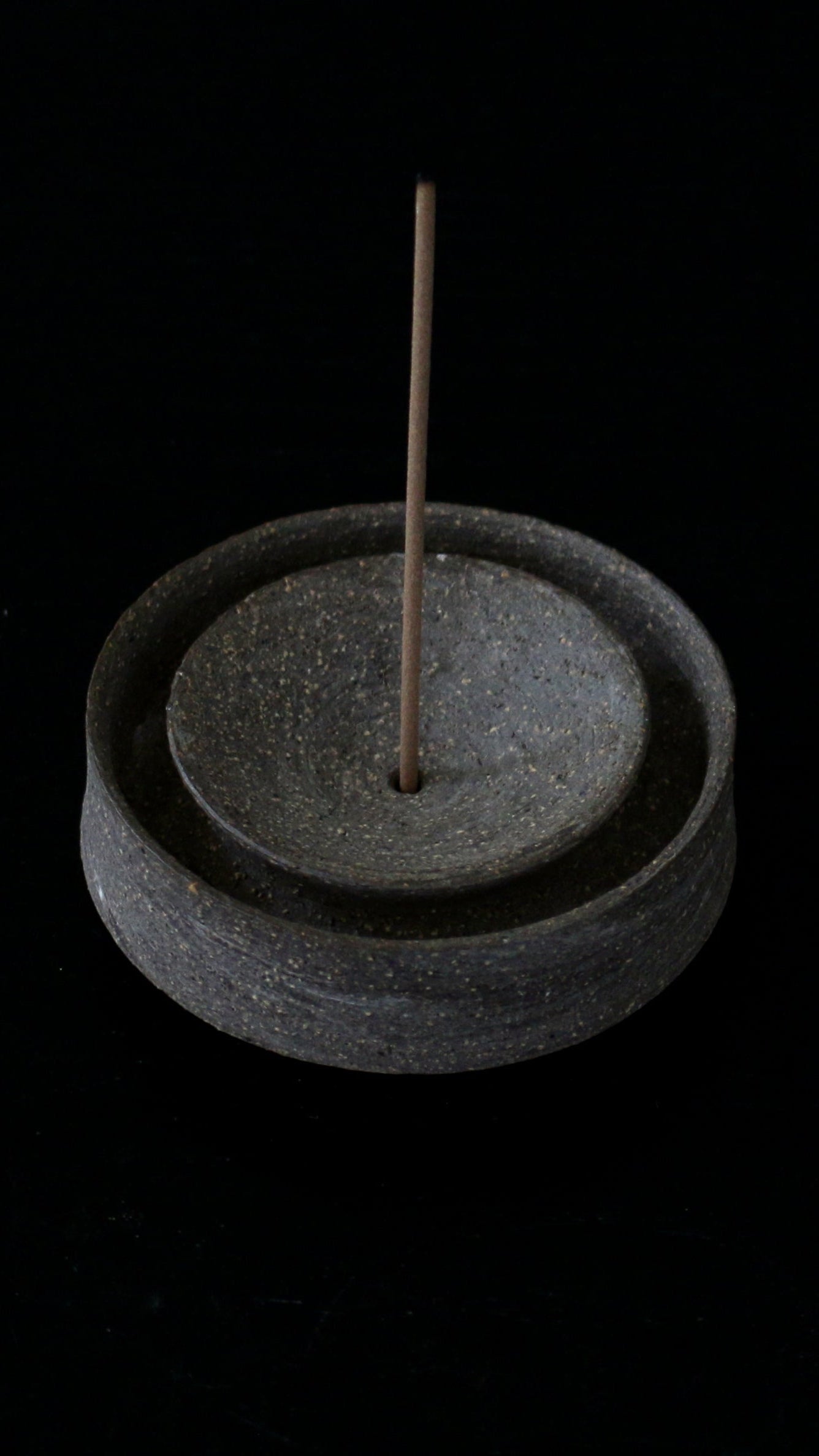 渦 INCENSE HOLDER | double circle in marble dark