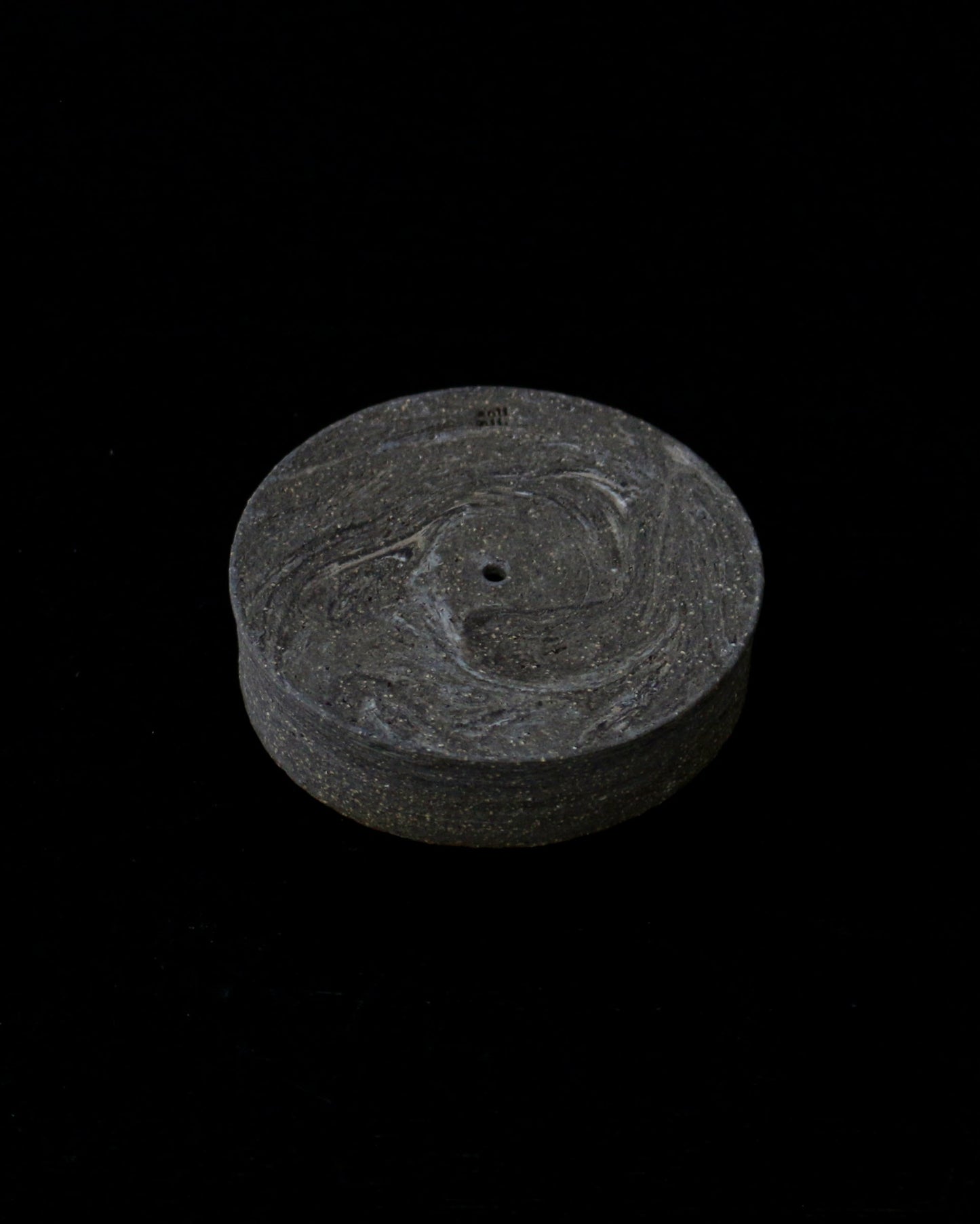 渦 INCENSE HOLDER | double circle in marble dark