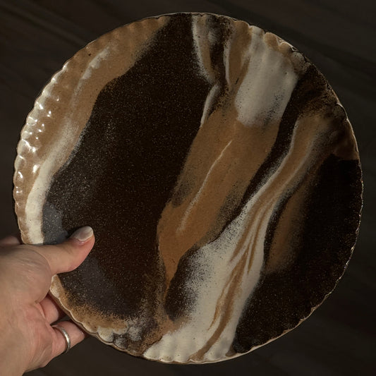 涟 PLATE | hand pinched plate in marbled clay