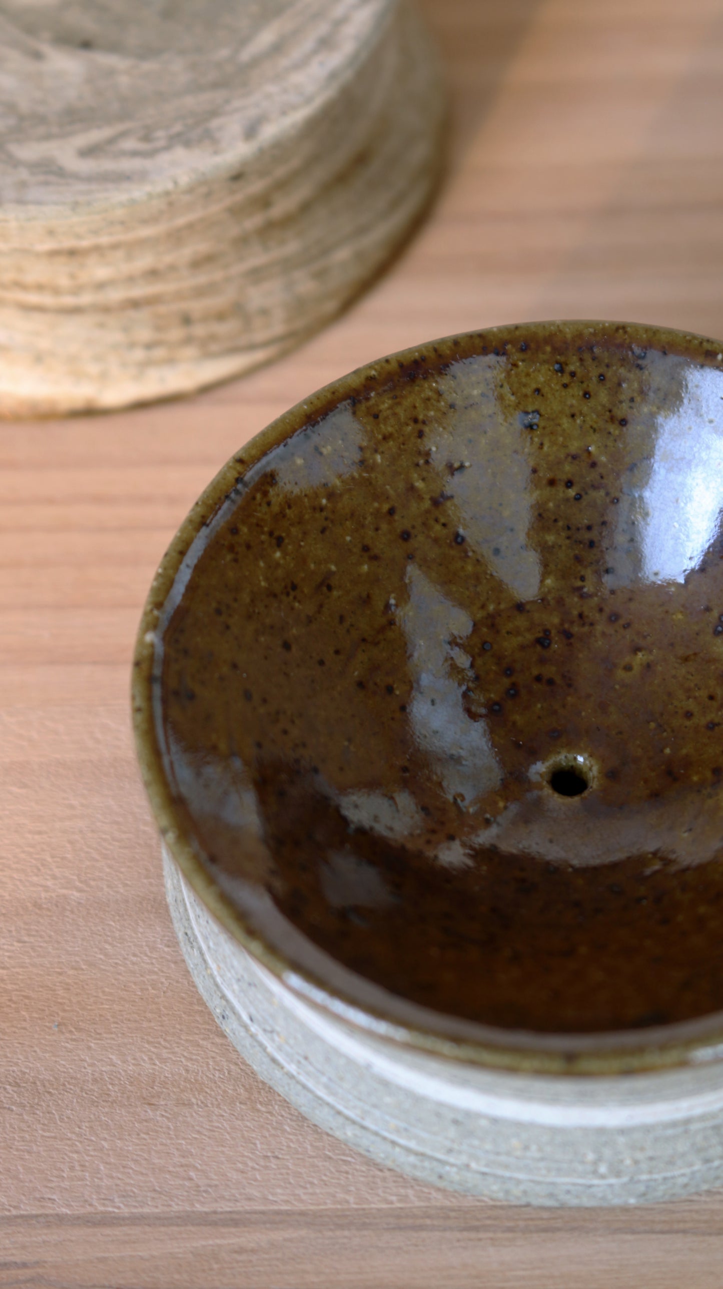渦 INCENSE HOLDER | mono circle in bronze marble